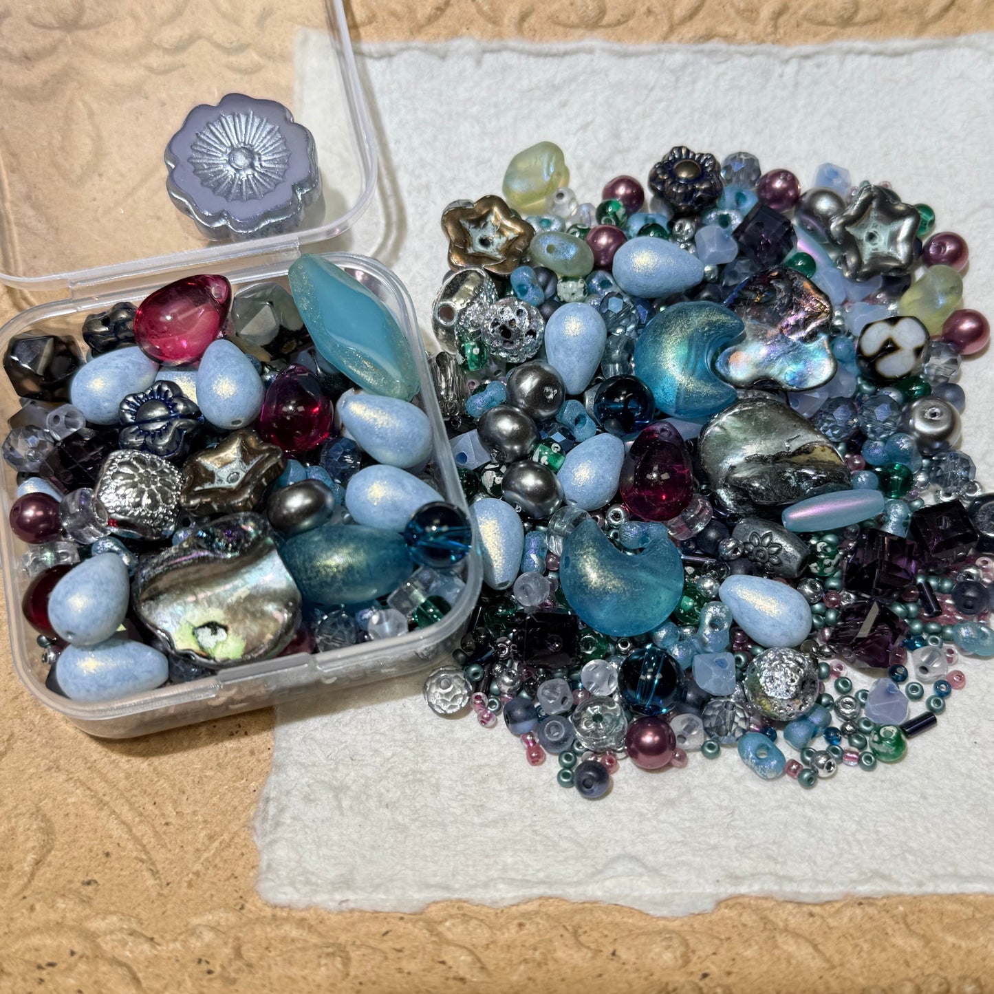 Seed Beads•S690-Blood Moon (Over $45 Free Shipping)