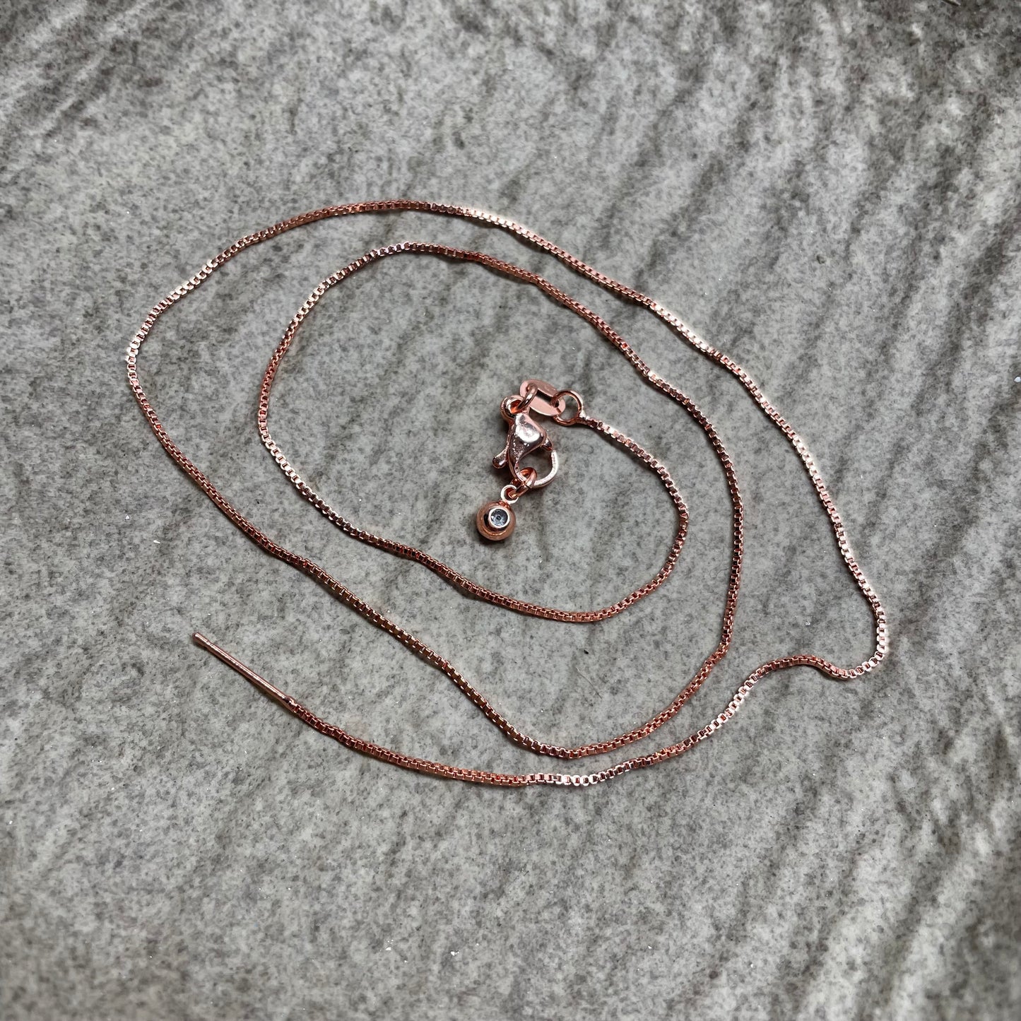 HOT SALEš„(Multiple colors) High Quality Color Long-lasting Adjustable Easy-to-thread Bracelets&Necklaces (Over $45 free shipping)
