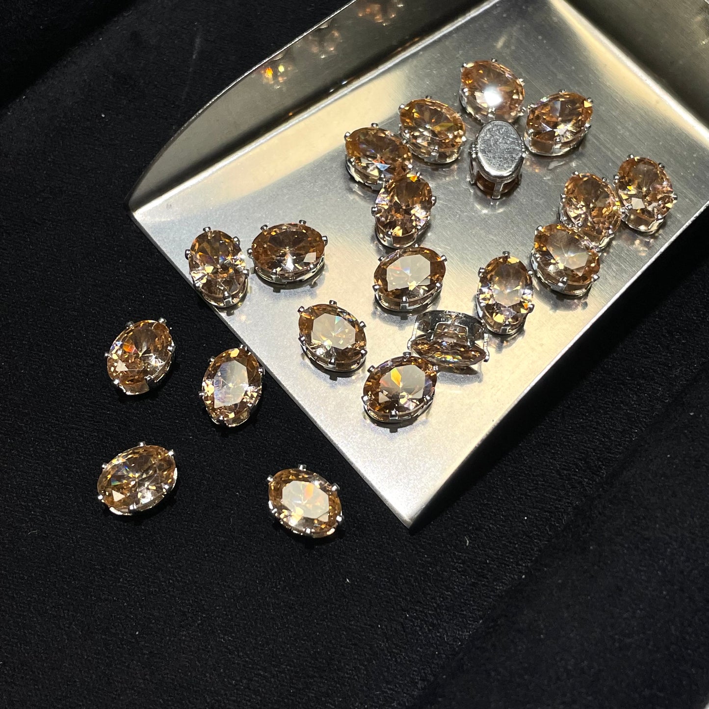 Blingy Collection-Oval Zircon Rhinestones 6*8mm