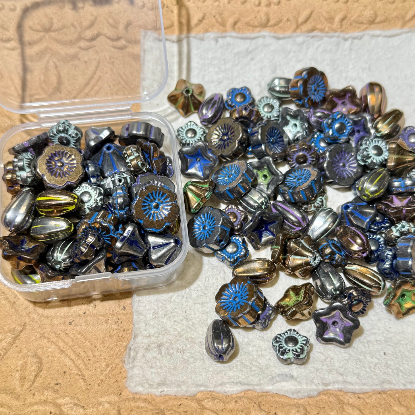 Seed Beads•S657-Metallic Flowers (Over $45 Free Shipping)
