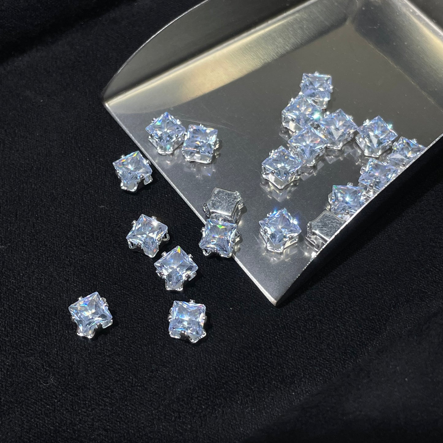 【New!】Blingy Collection-Square Zircon Rhinestones 5*5mm