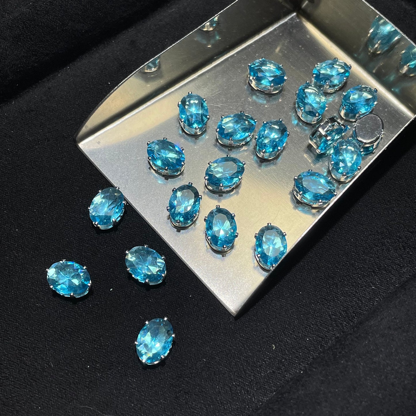 Blingy Collection-Oval Zircon Rhinestones 6*8mm