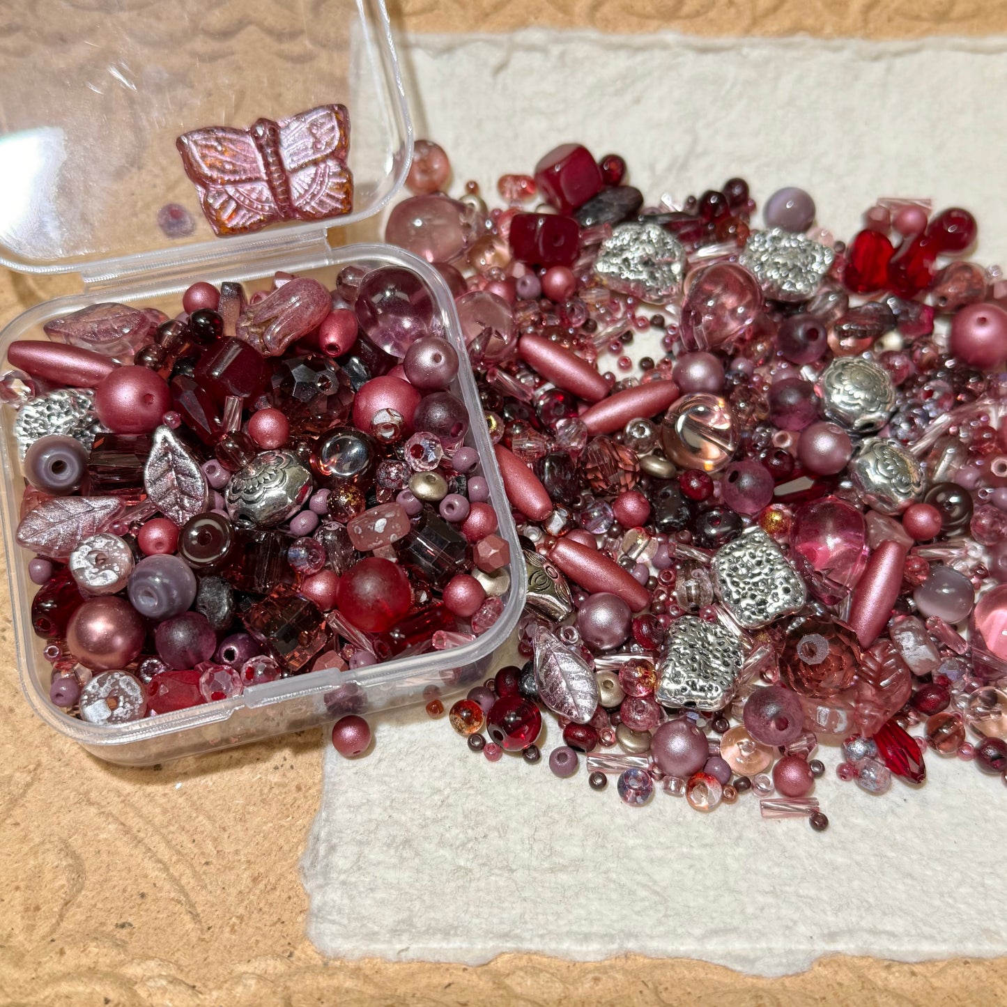 Seed Beads•S519-Red Butterfly (Over $45 Free Shipping)