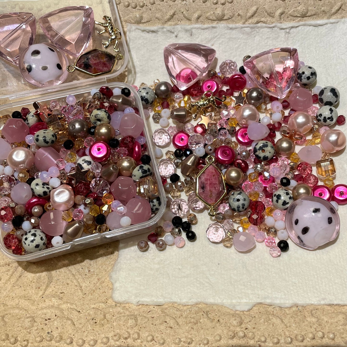 Luxury Collection•L48-Pink Pantheress