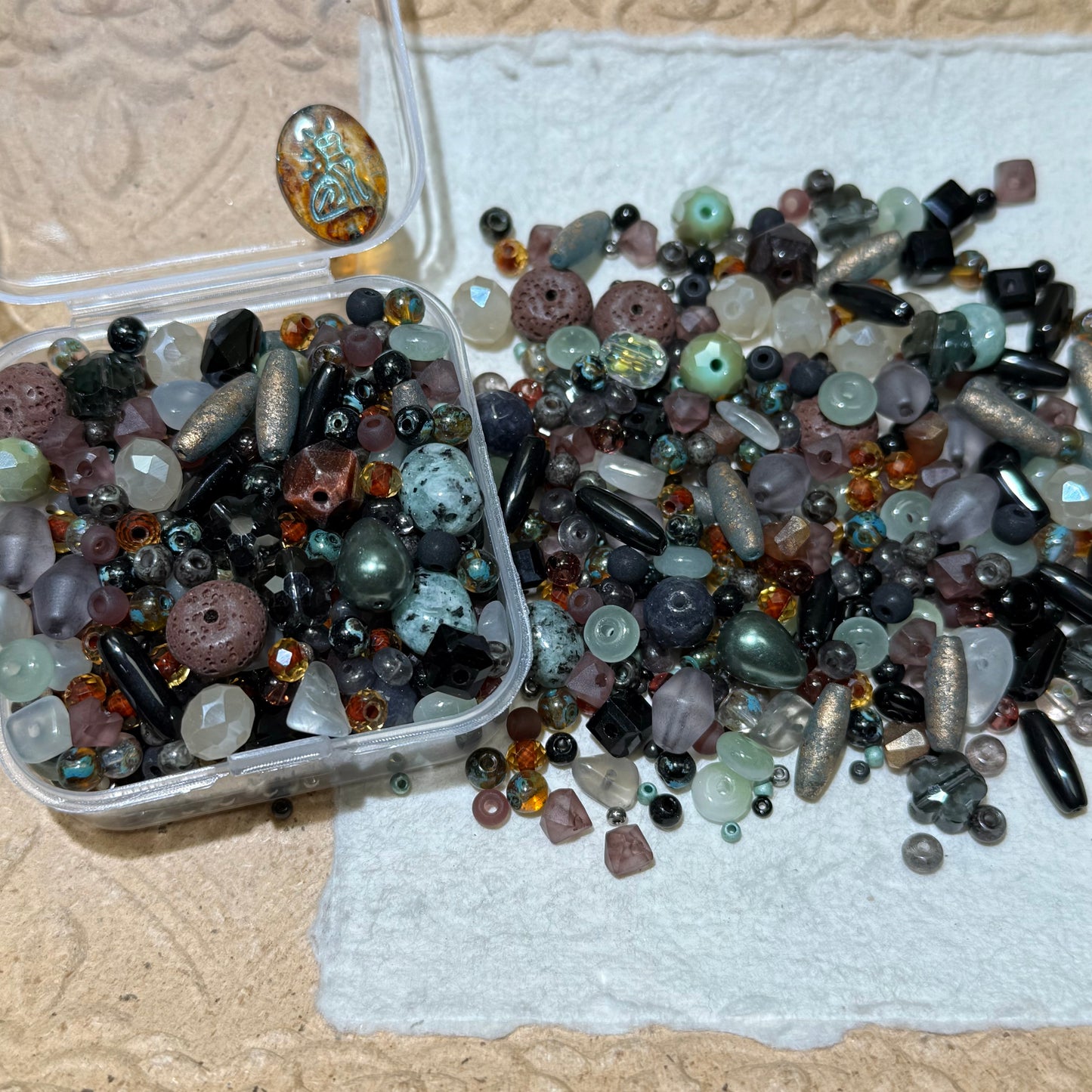 Seed Beads•S534-Black Lotus (Over $45 Free Shipping)