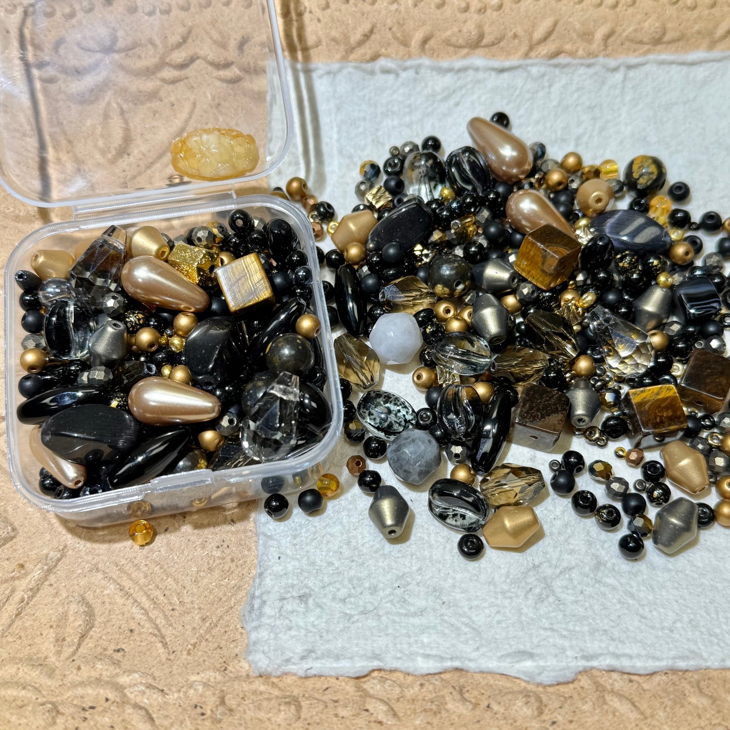Seed Beads•S581-Myth (Over $45 Free Shipping)
