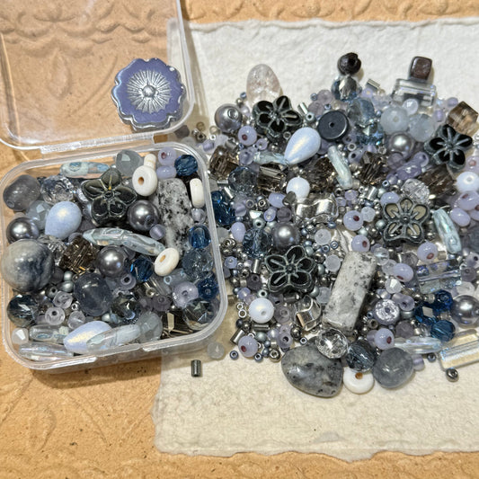 Seed Beads•S700-Ink (Over $45 Free Shipping)