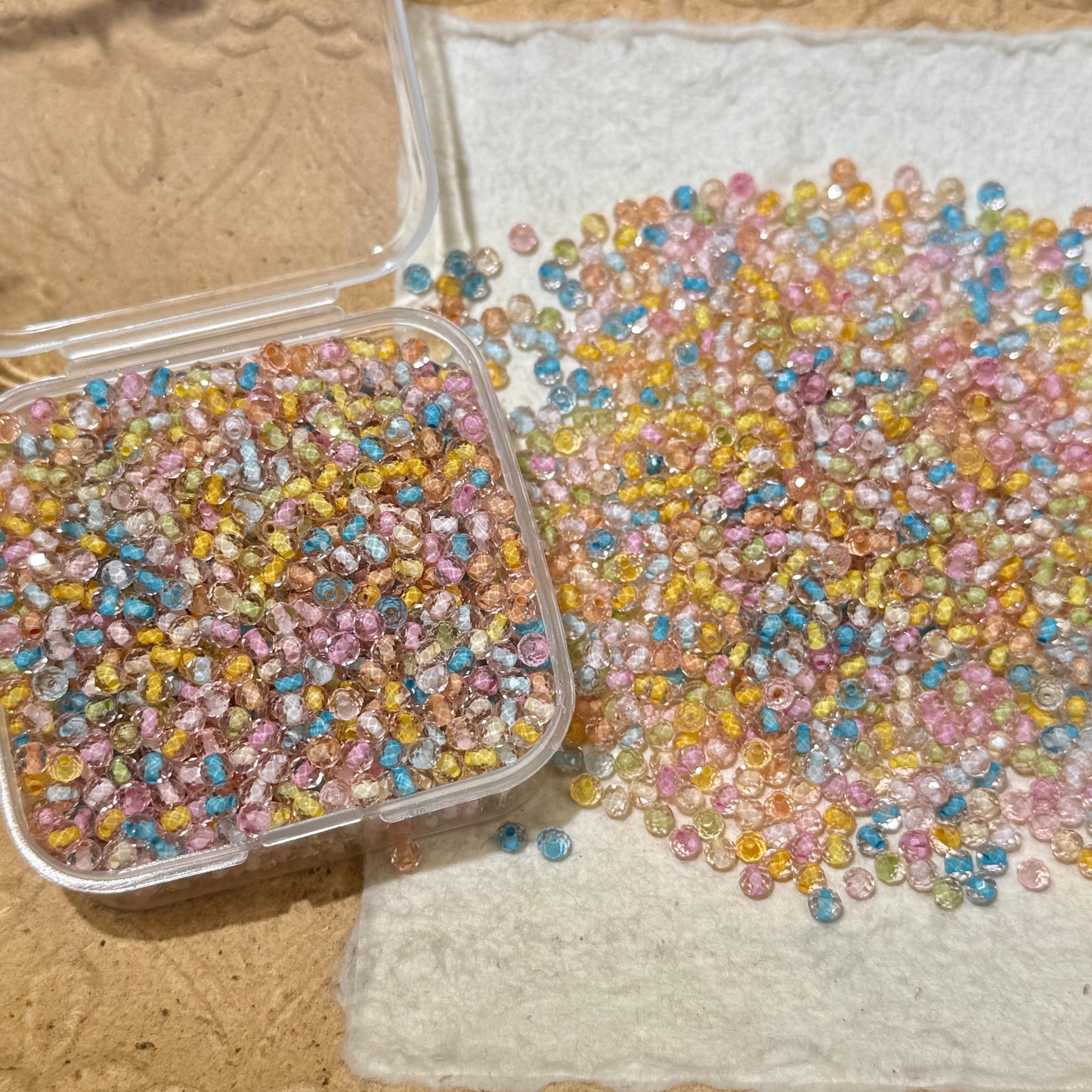Seed Beads•S661-Macaron 3mm (Over $45 Free Shipping)